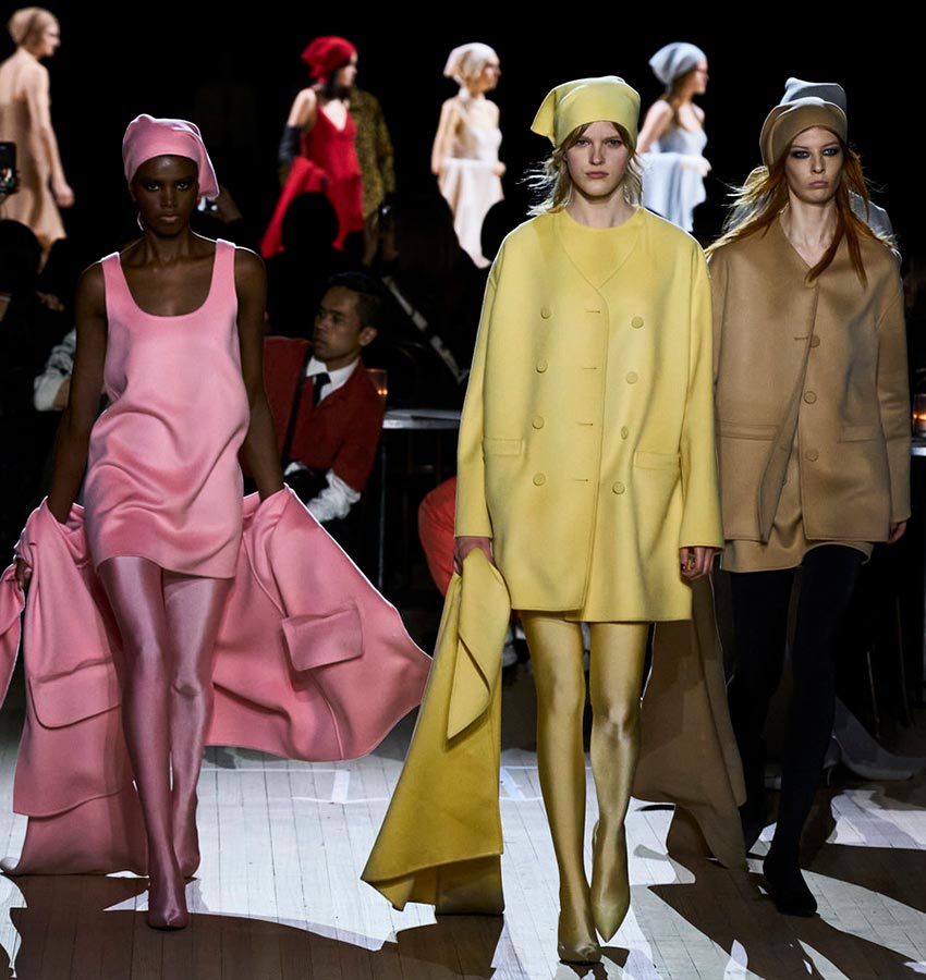 Des foulards pour des looks stylés