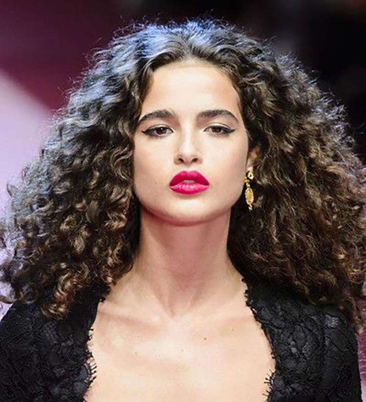 Coiffures à la mode 2026